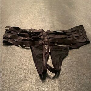 SEDUCE Black Strappy Panties